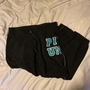 PINK Victoria’s Secret cropped sweatpants